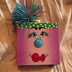 Kooky Face Box with Pom-Pom Measuring Tape